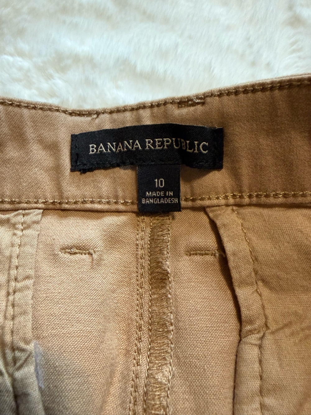 NWT Banana Republic Women’s Chino Shorts in Tan - Picture 7 of 8